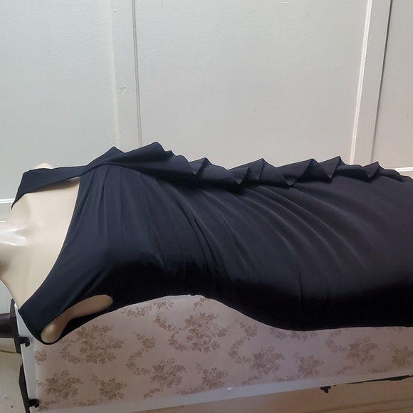 Suzi Chin for Maggy Boutique Dressy Black Dress with Ruching and Ruffles Size 6 - Picture 5 of 13